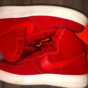 HI TOP AIR FORCE ONES